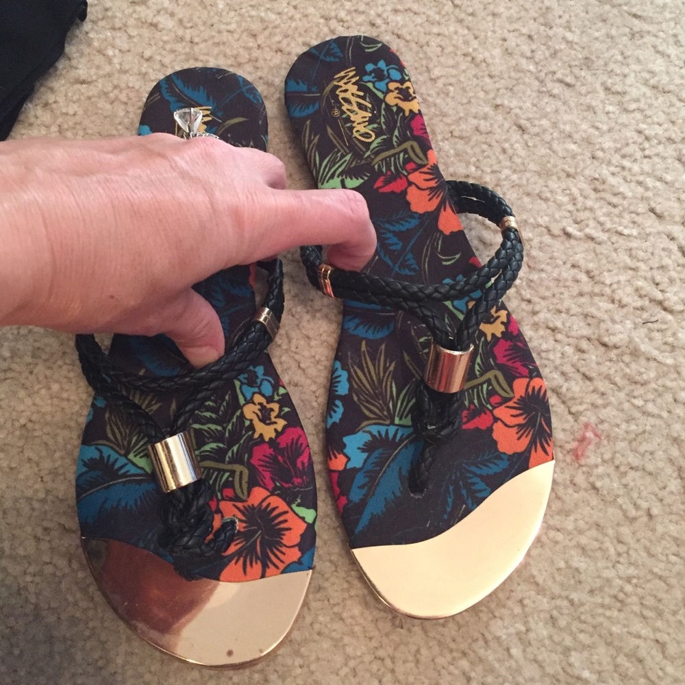 Mossimo Black sandals
